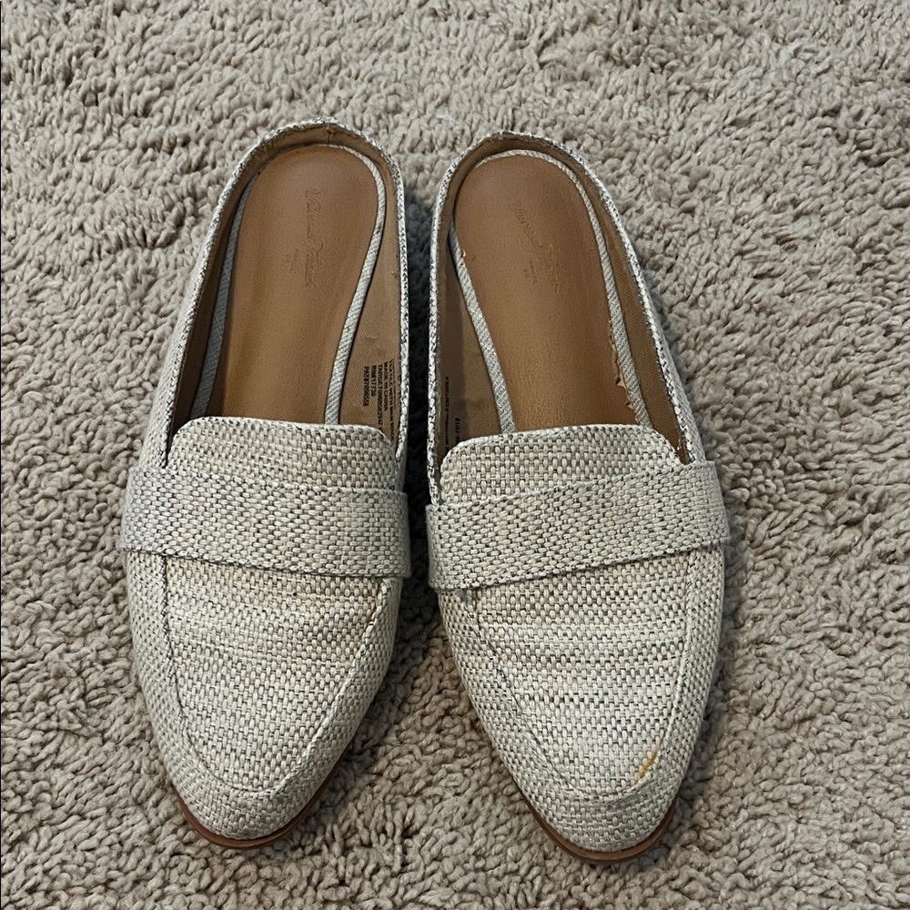 Universal Thread Cream Mules